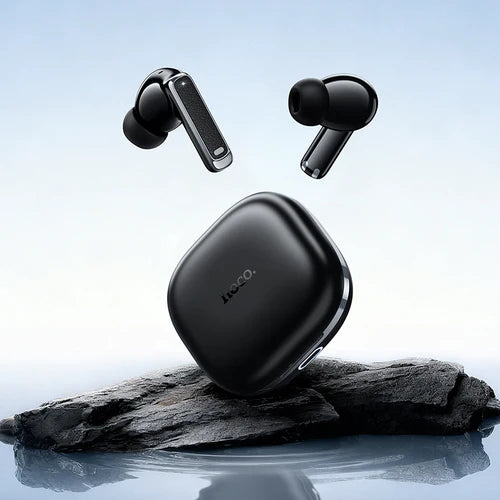 TWS Earbud with Remote Control, IPX4 Waterproofing