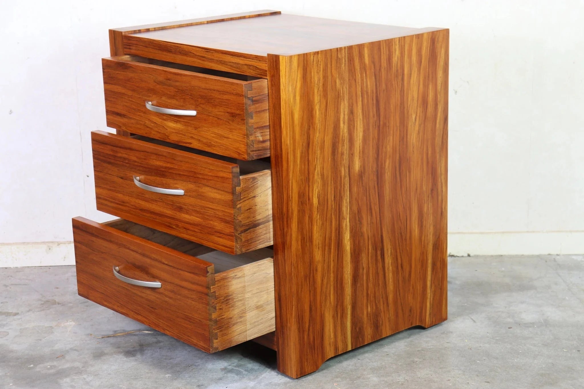 BroDeals Bedside Table Wanaka Rimu Bedside Cabinet - 3 Drawers