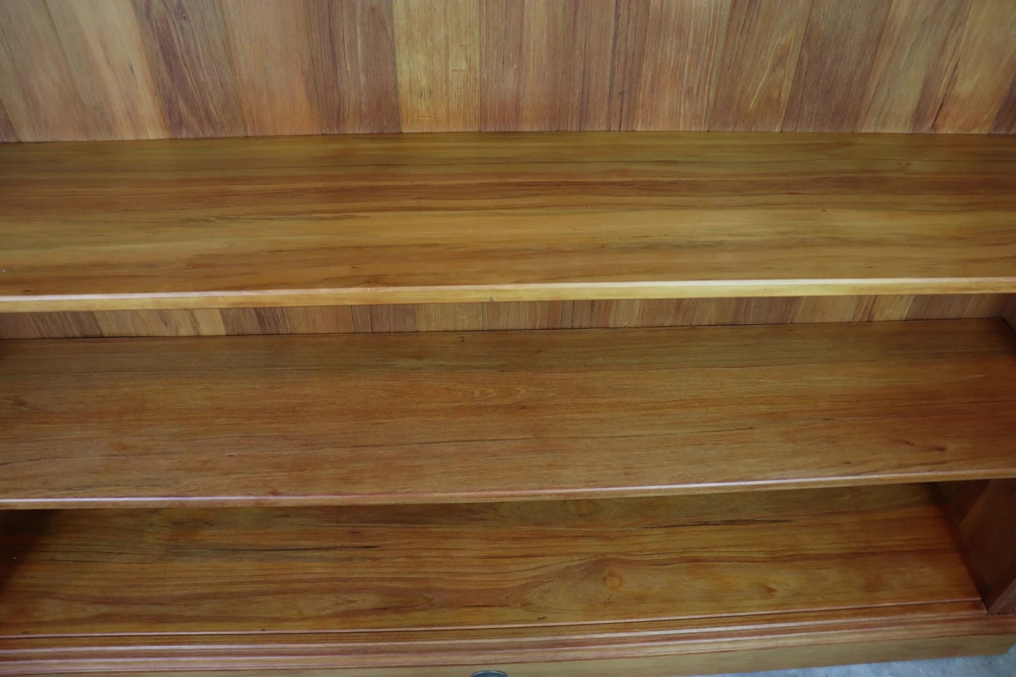 BroDeals Bookcase Wanaka Rimu Bookcase 1010mm